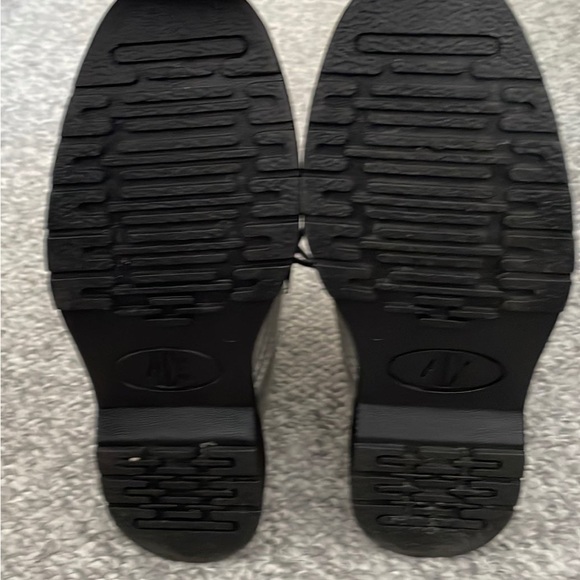 Armani Exchange high Shine Metallic combat boot size 5US - Picture 6 of 8